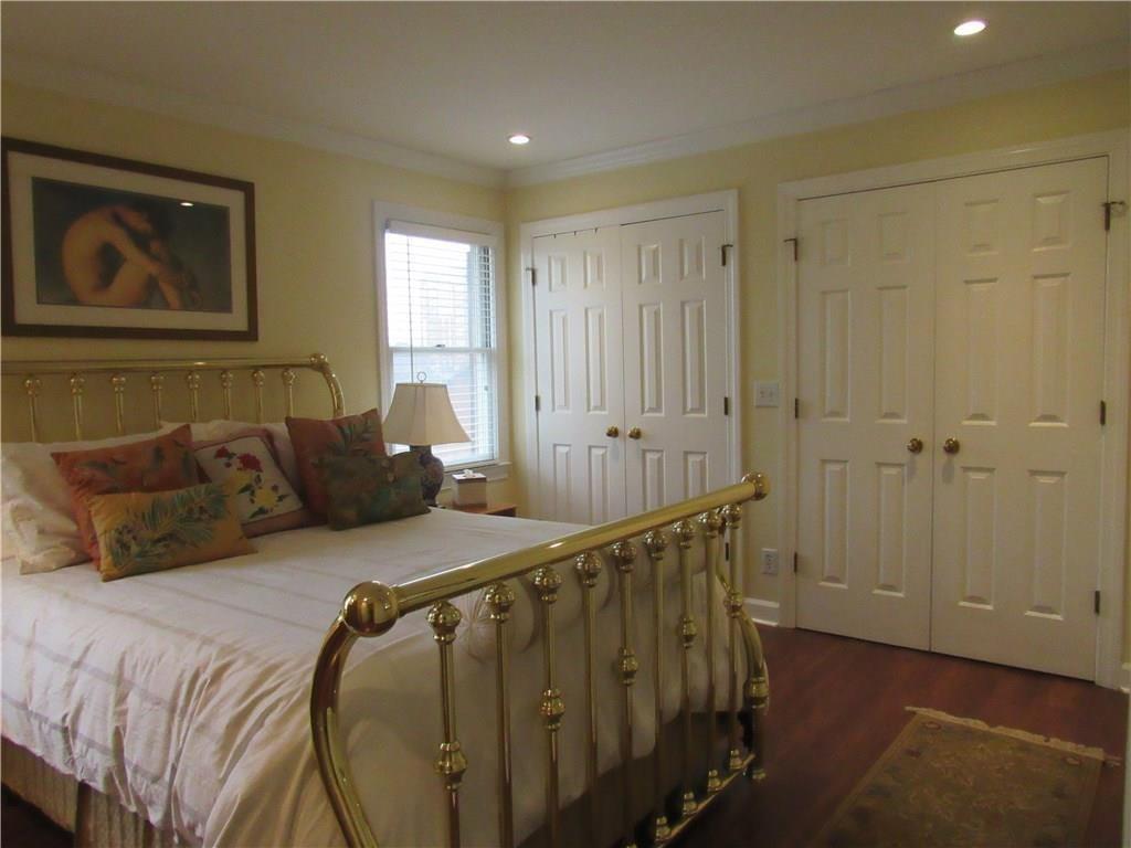 3873 Roswell Road Unit 13