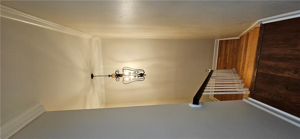 3873 Roswell Road Unit 13