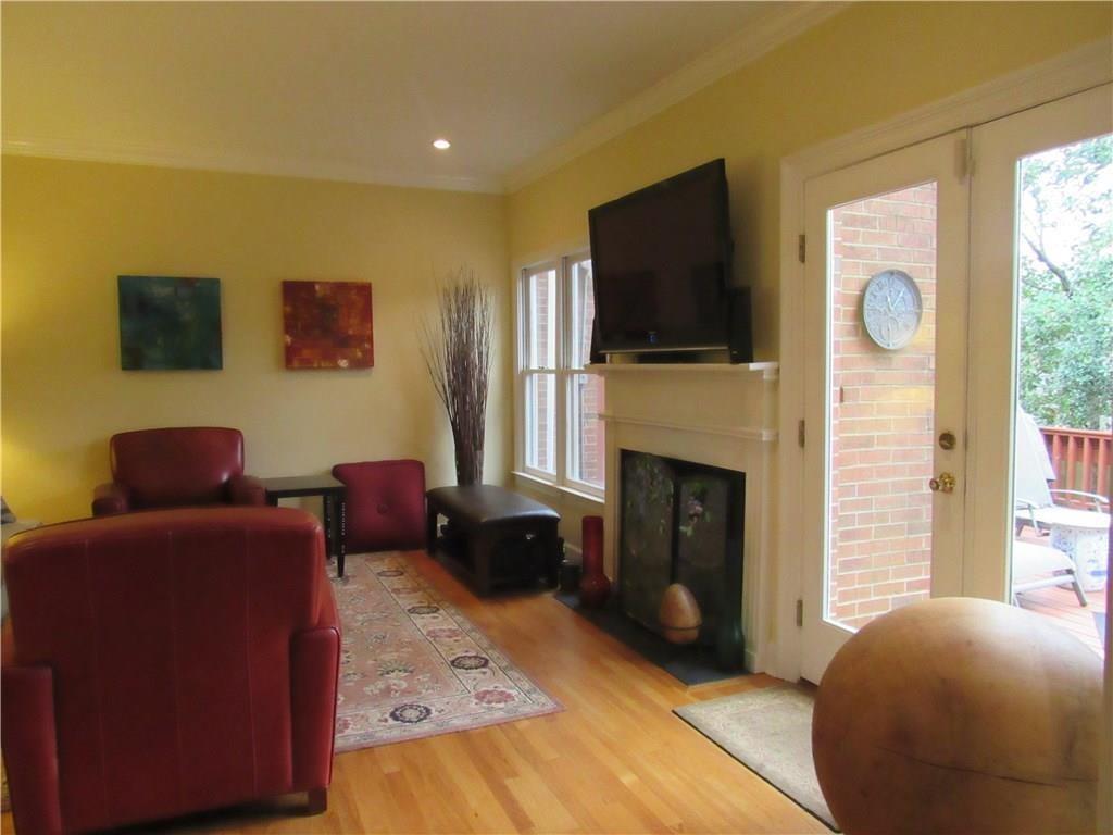 3873 Roswell Road Unit 13