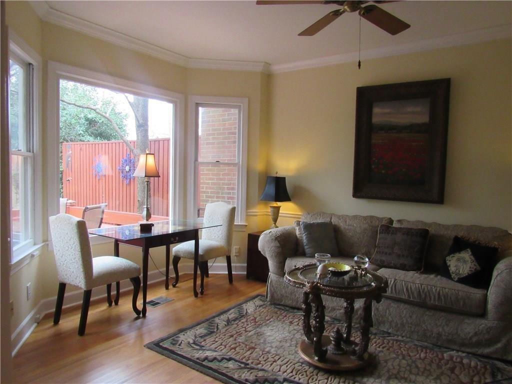 3873 Roswell Road Unit 13