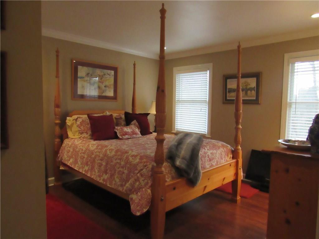 3873 Roswell Road Unit 13