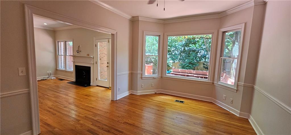 3873 Roswell Road Unit 13