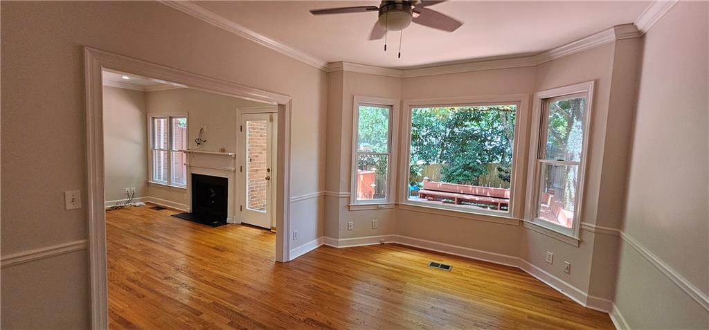 3873 Roswell Road Unit 13