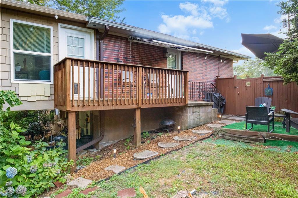 3235 Woodview Drive SE