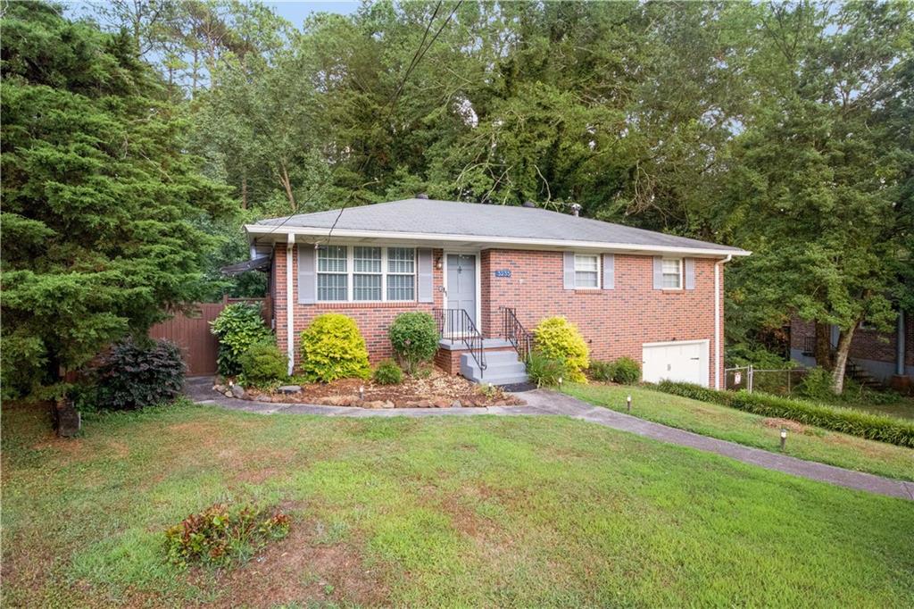 3235 Woodview Drive SE