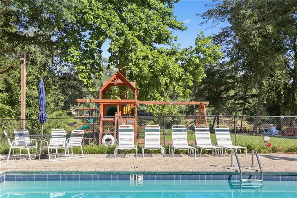 6098 River Chase Circle