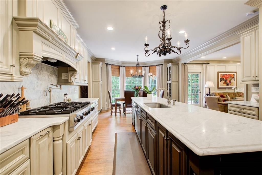 6098 River Chase Circle
