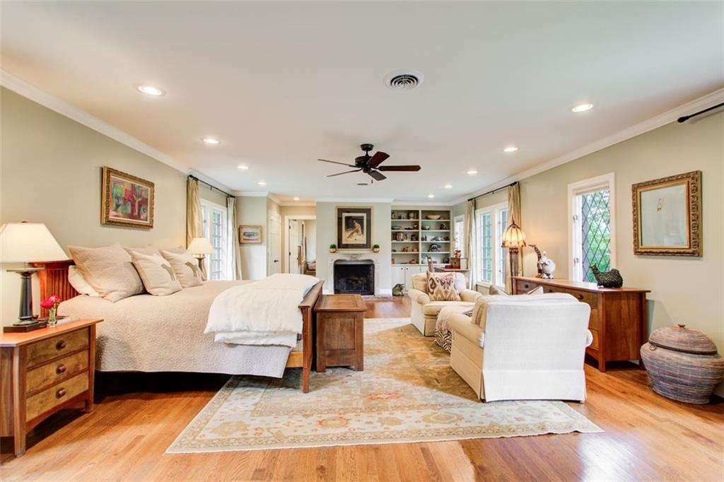 6098 River Chase Circle