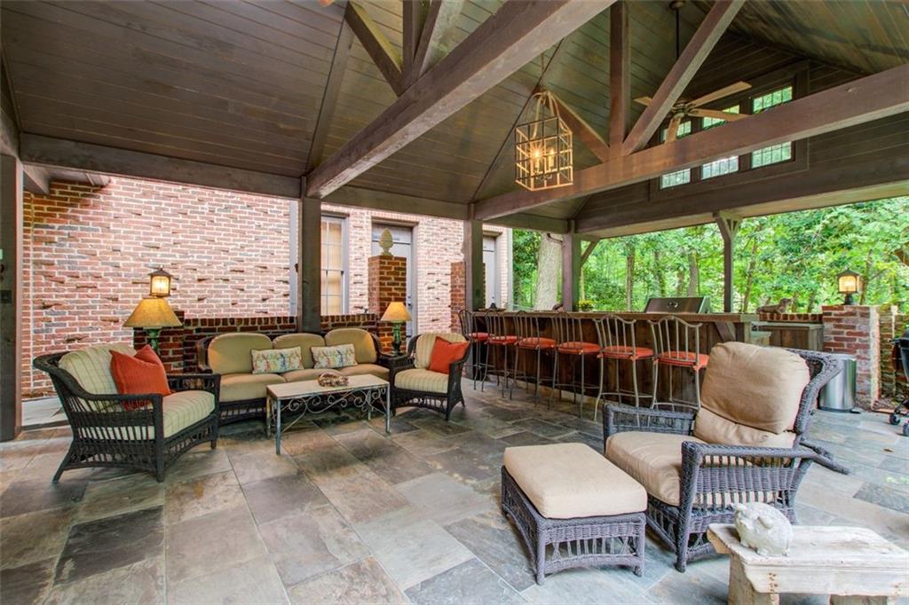 6098 River Chase Circle
