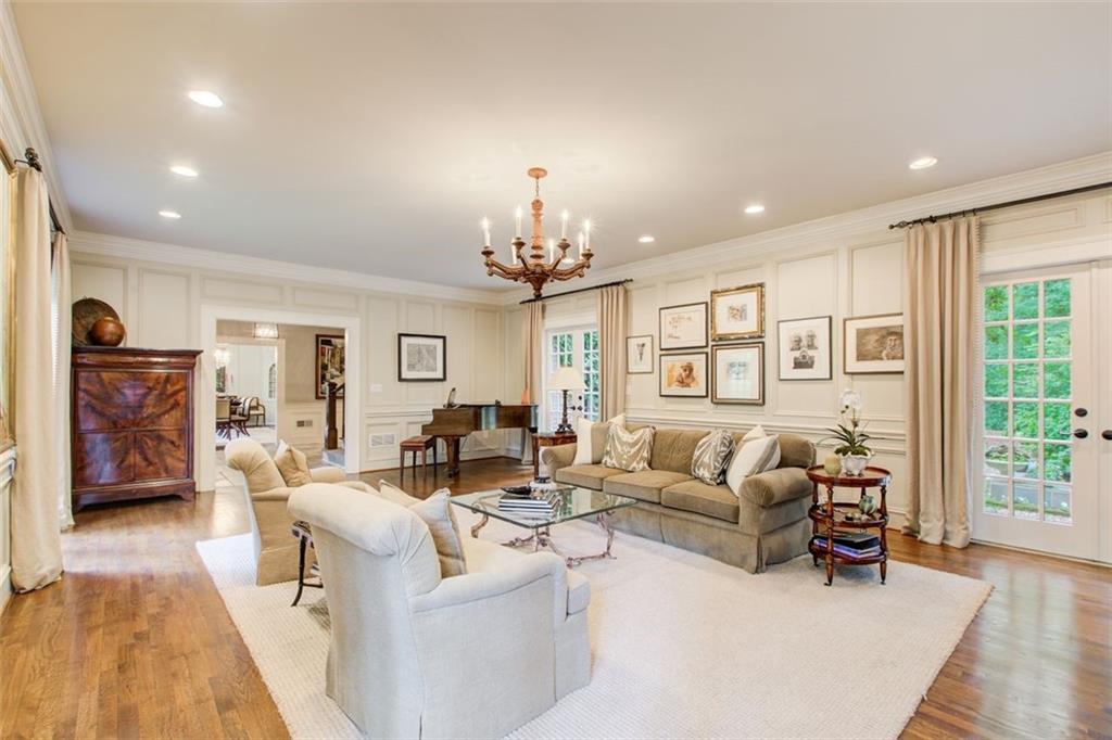 6098 River Chase Circle