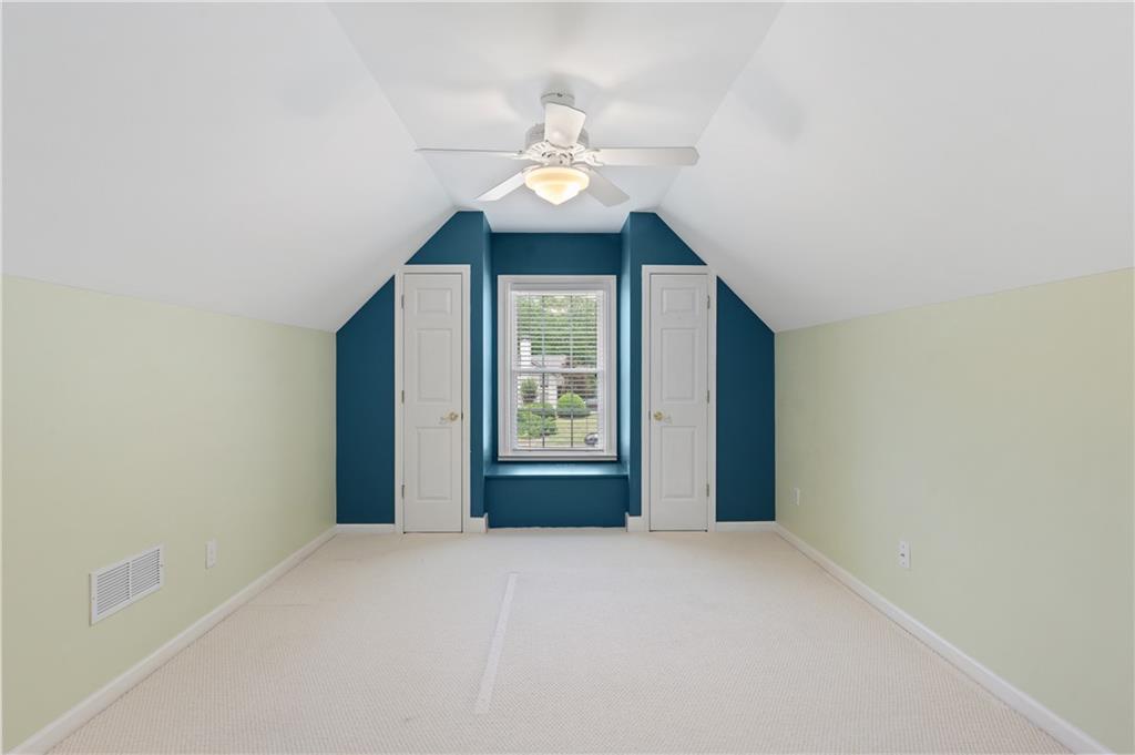 12 Ancient Oak Court NE