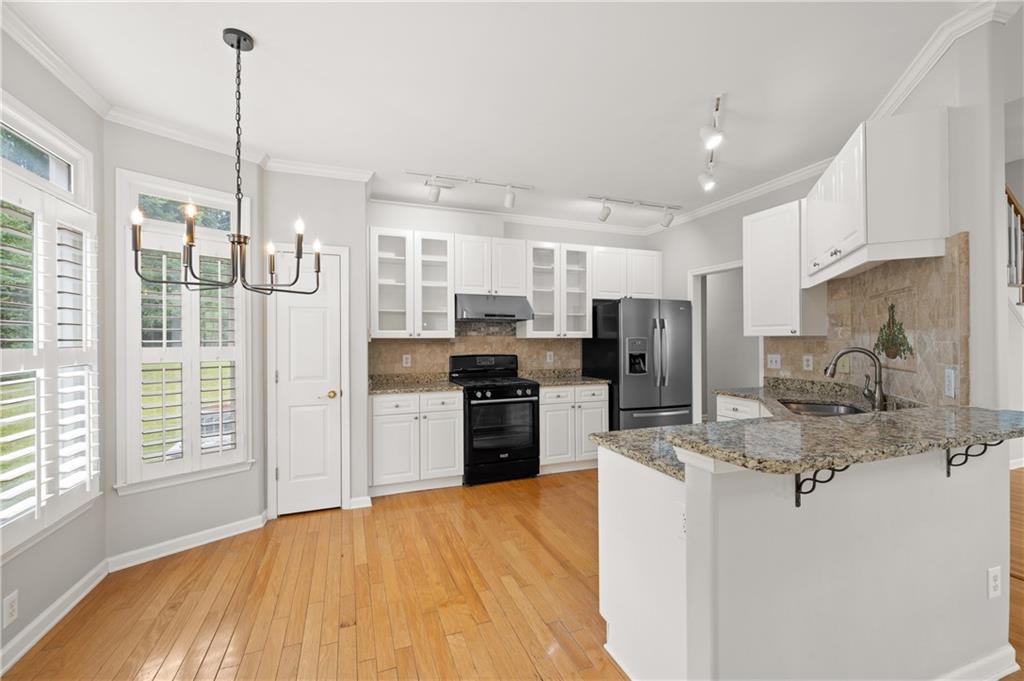 12 Ancient Oak Court NE