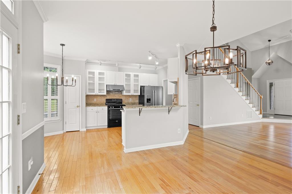 12 Ancient Oak Court NE