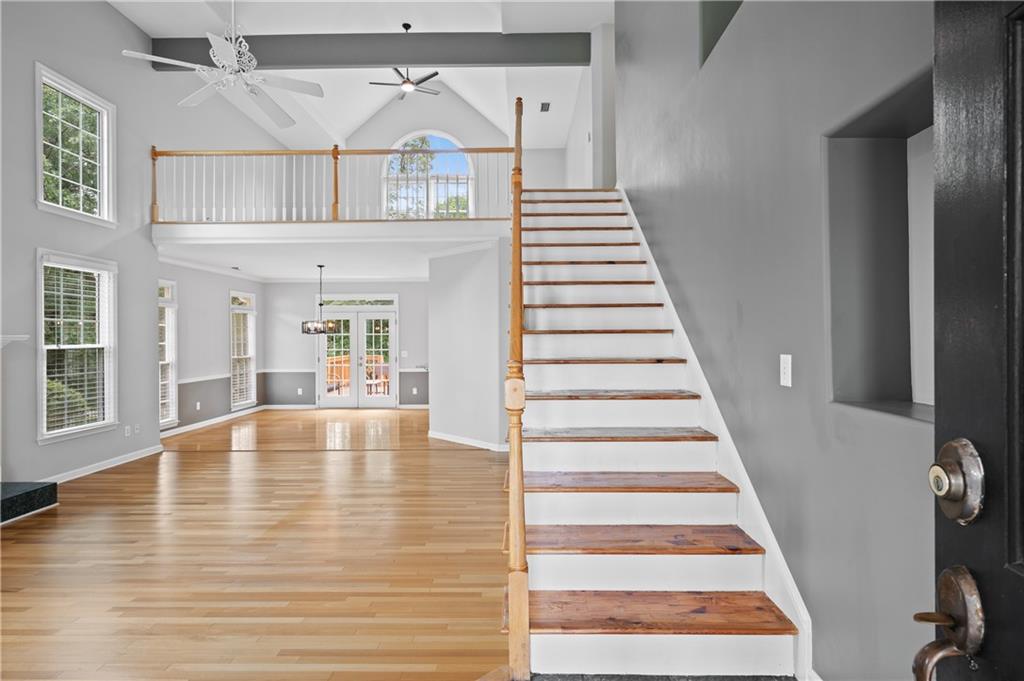 12 Ancient Oak Court NE