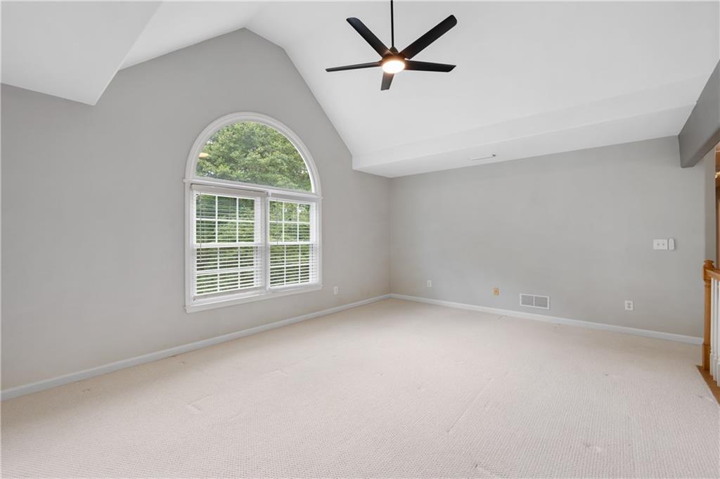 12 Ancient Oak Court NE