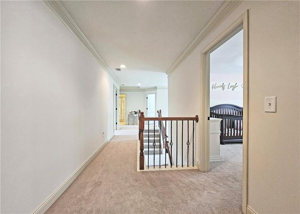 735 King Sword Court SE