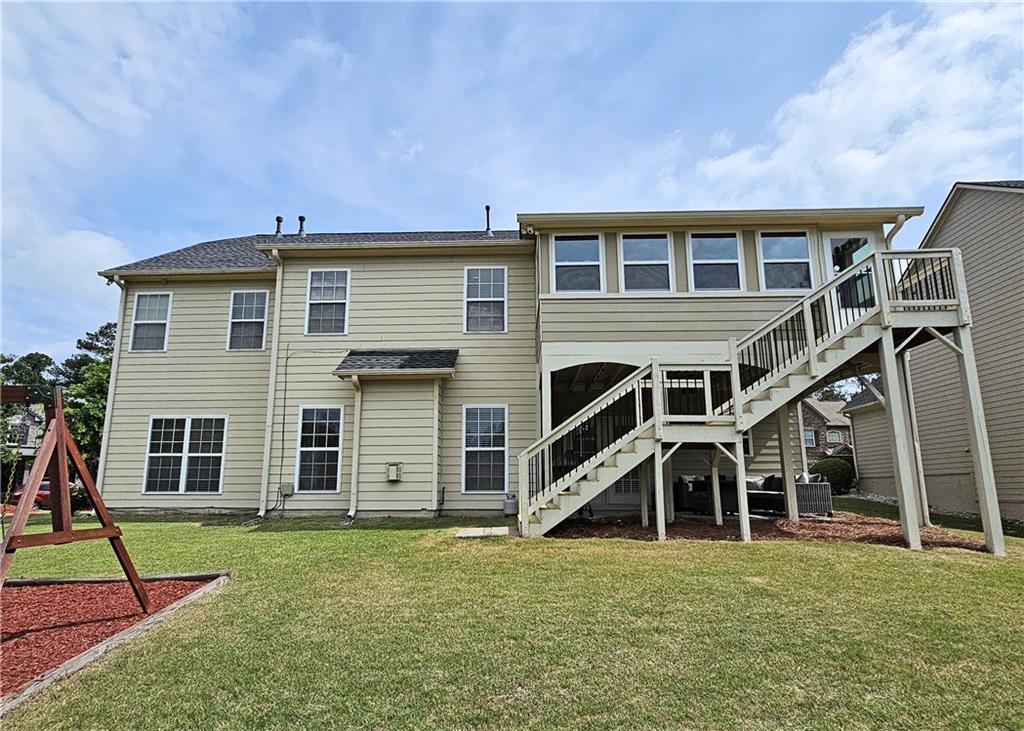 735 King Sword Court SE