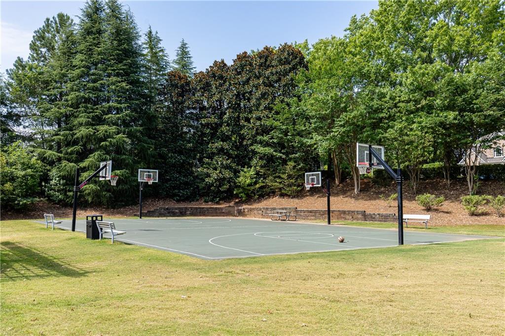 520 Waterhaven Lane