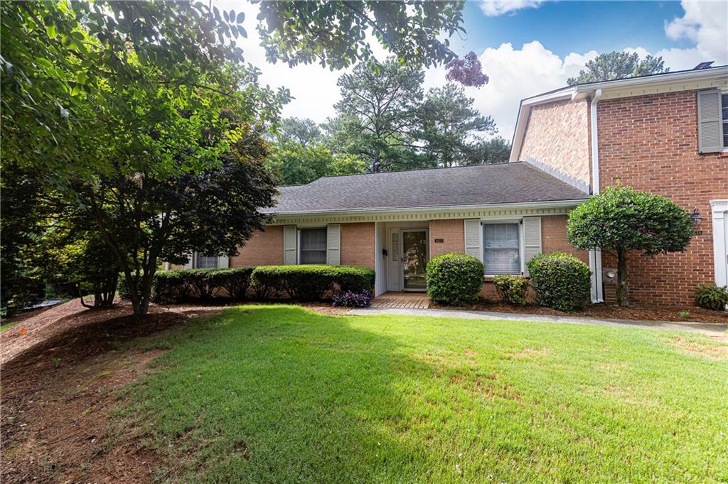 1615 Executive Park Lane NE