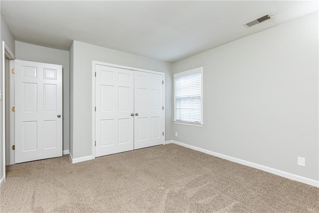 1615 Executive Park Lane NE