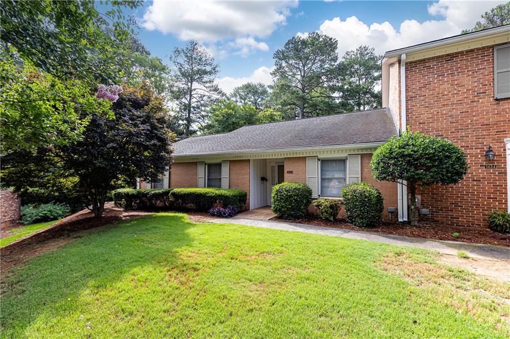 1615 Executive Park Lane NE