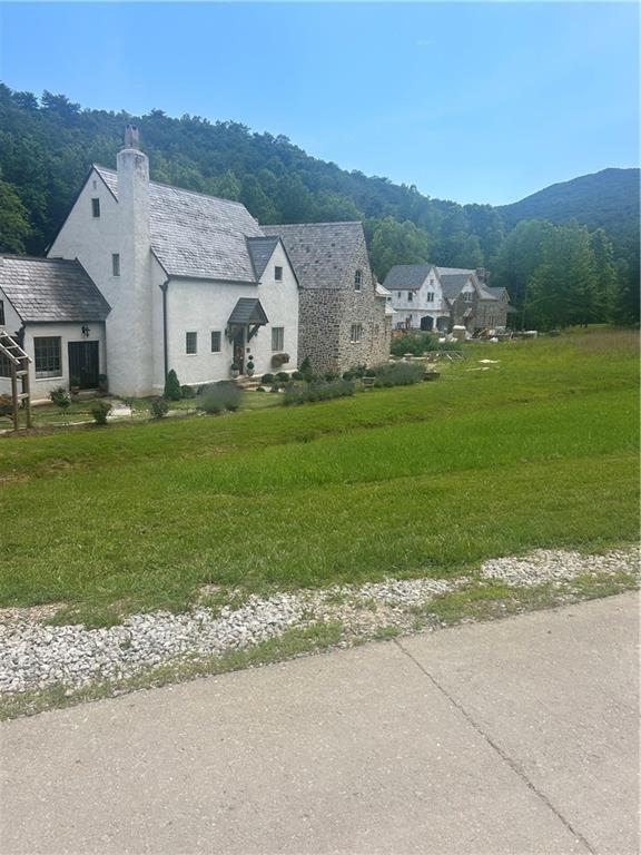 860 Cloudland Trace