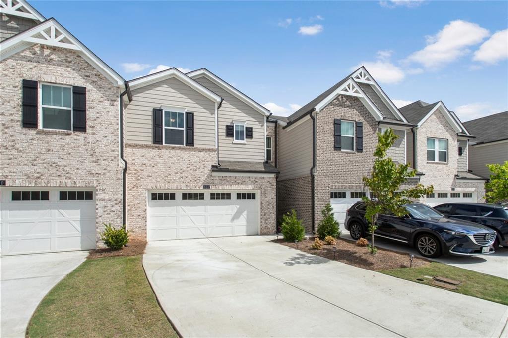 810 Sunny Lake Drive