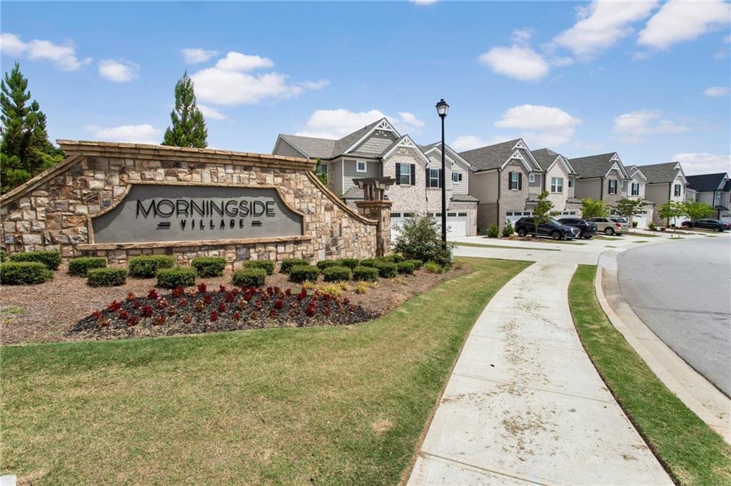 810 Sunny Lake Drive