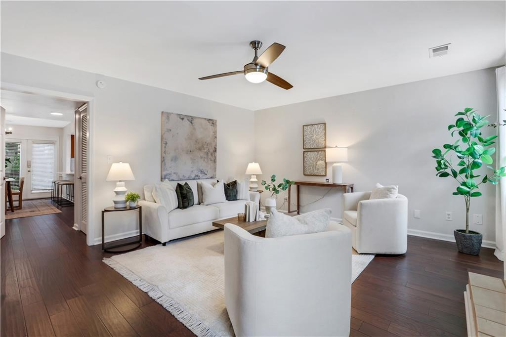1129 Riverbend Club Drive SE