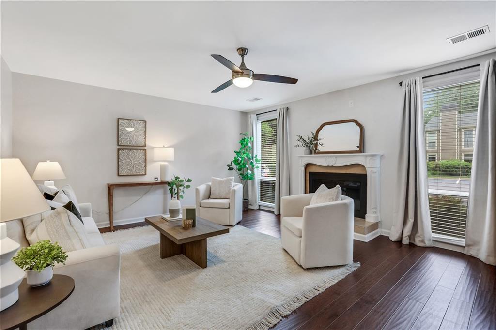 1129 Riverbend Club Drive SE