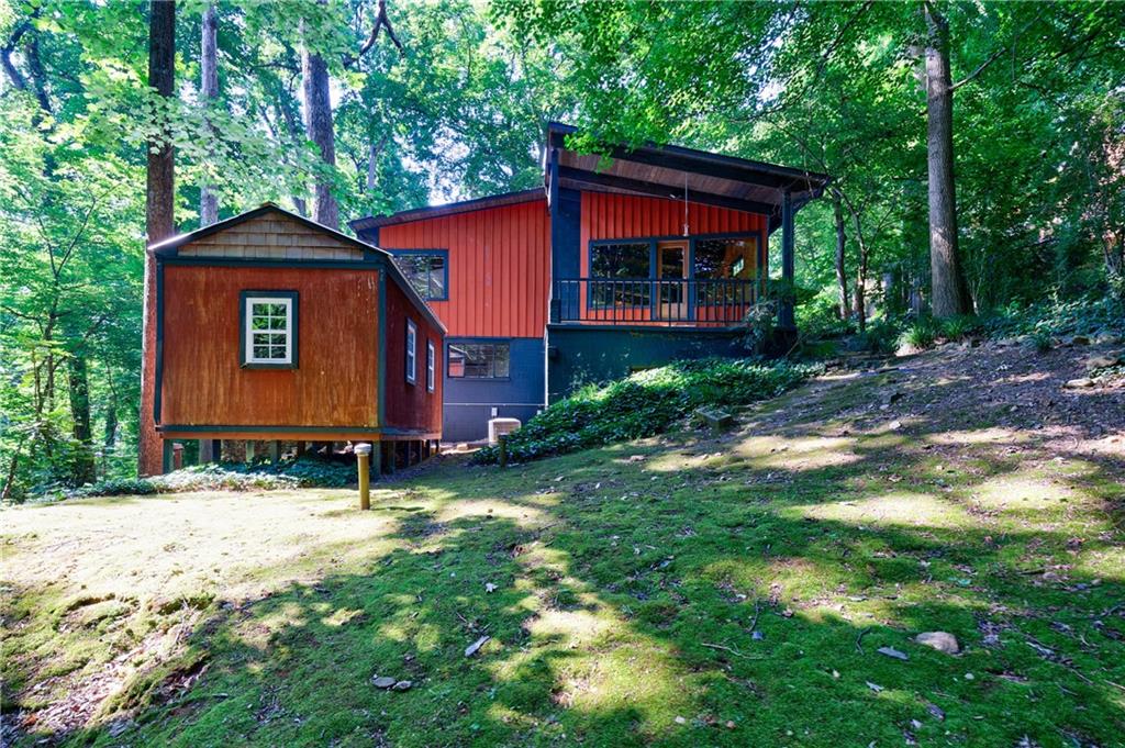 1270 Roxboro Drive NE