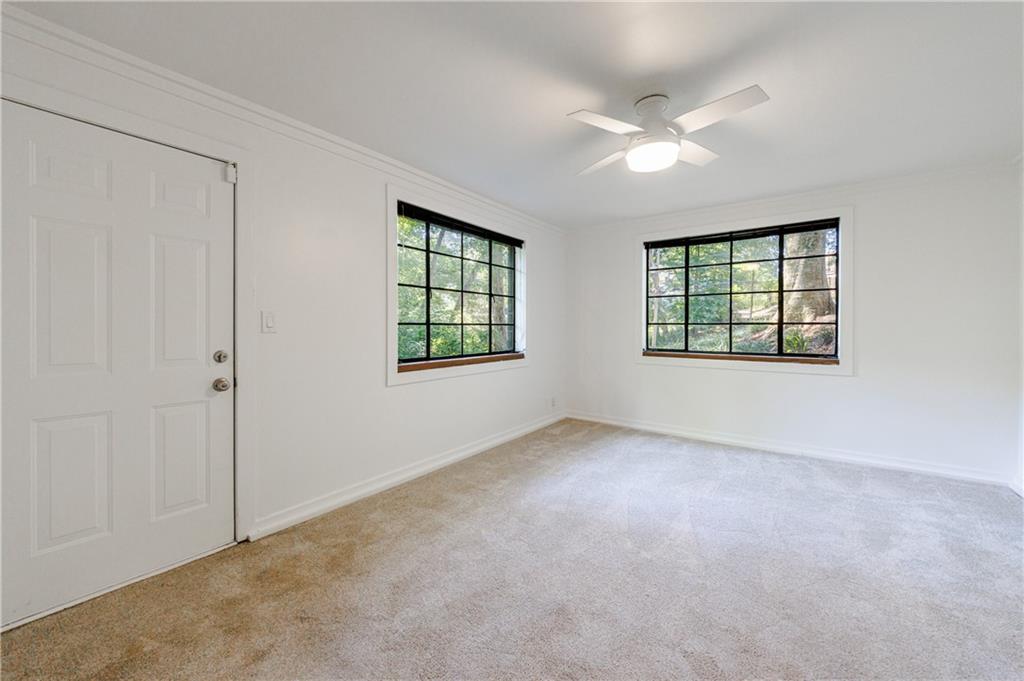 1270 Roxboro Drive NE