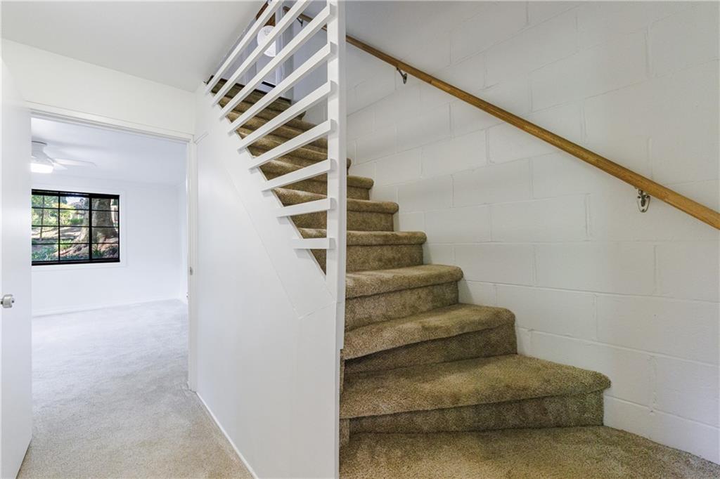 1270 Roxboro Drive NE