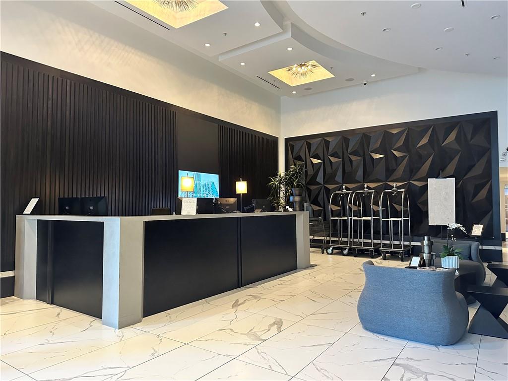 400 W Peachtree Street NW Unit 1112