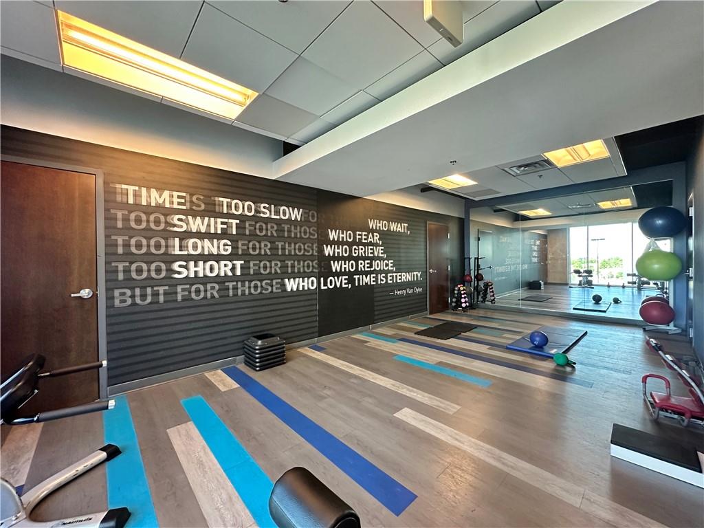 400 W Peachtree Street NW Unit 1112