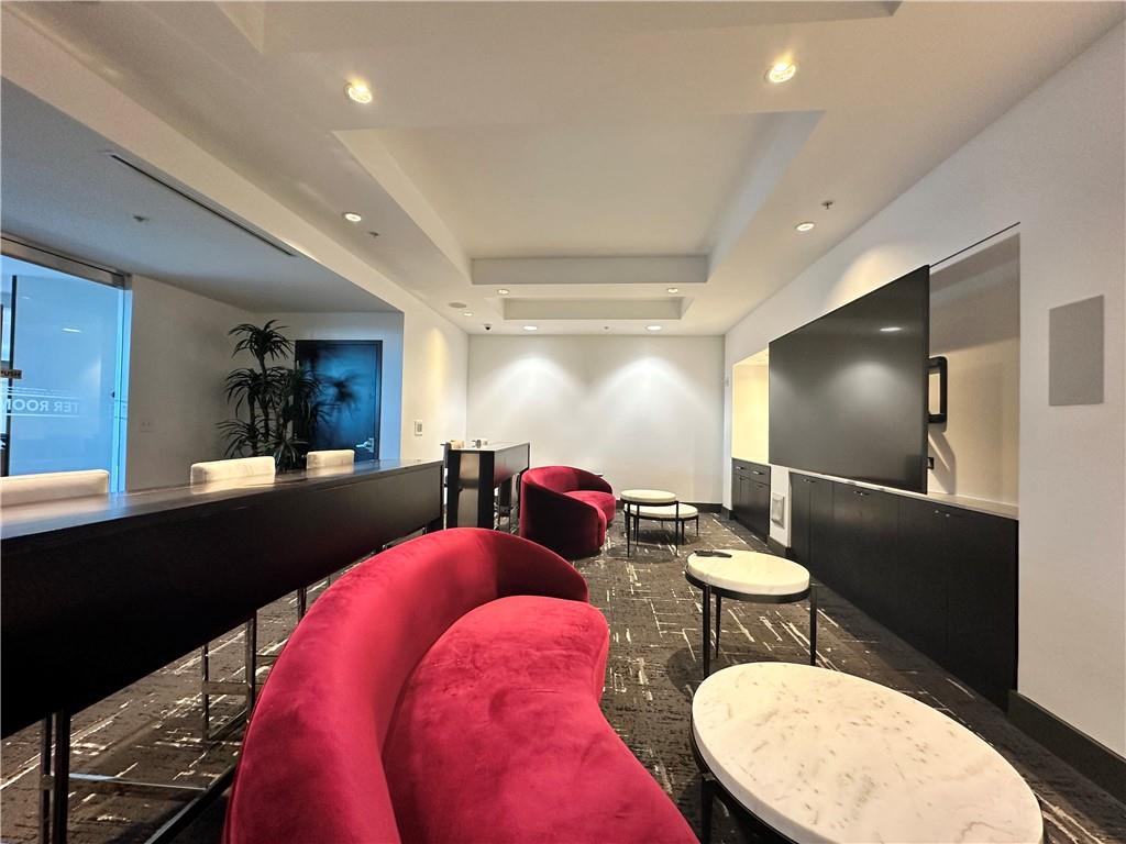 400 W Peachtree Street NW Unit 1112