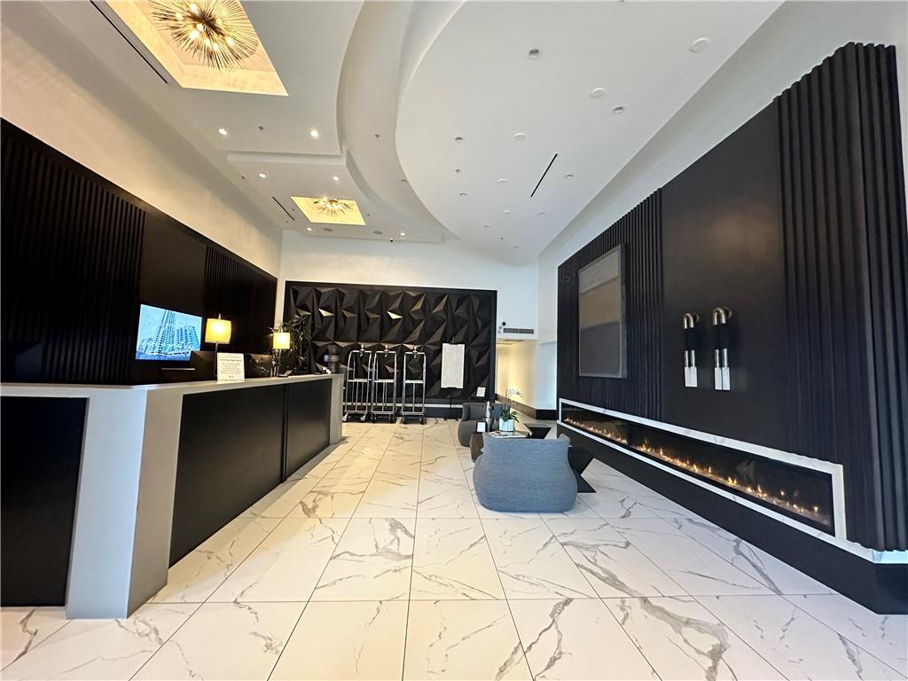 400 W Peachtree Street NW Unit 1112