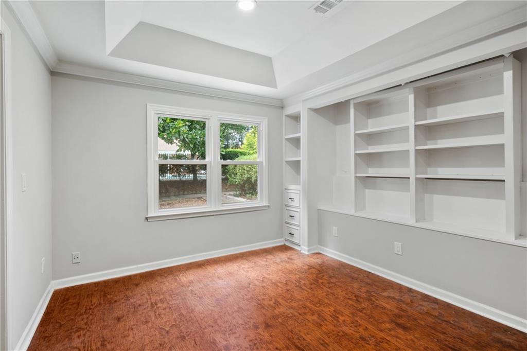 4499 Dobbs Crossing
