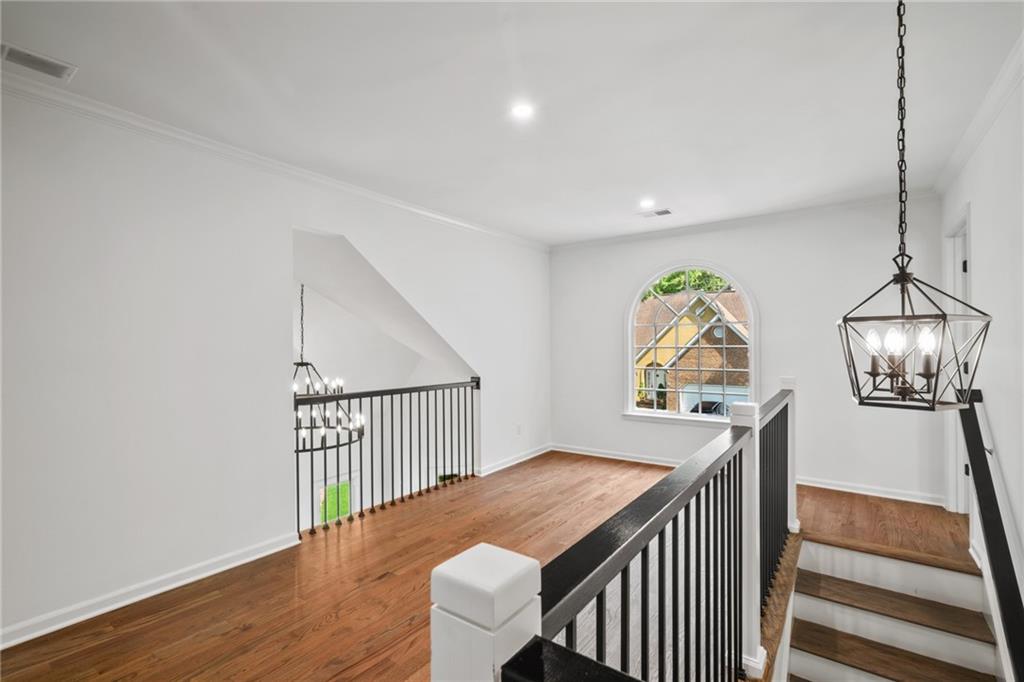 4499 Dobbs Crossing