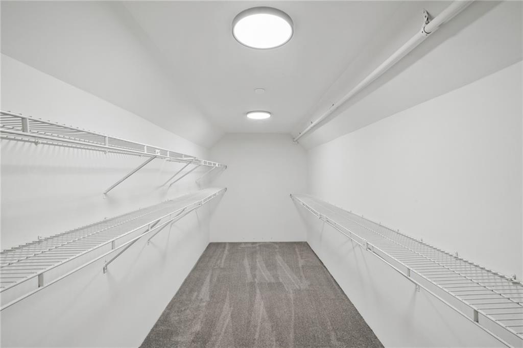 4499 Dobbs Crossing