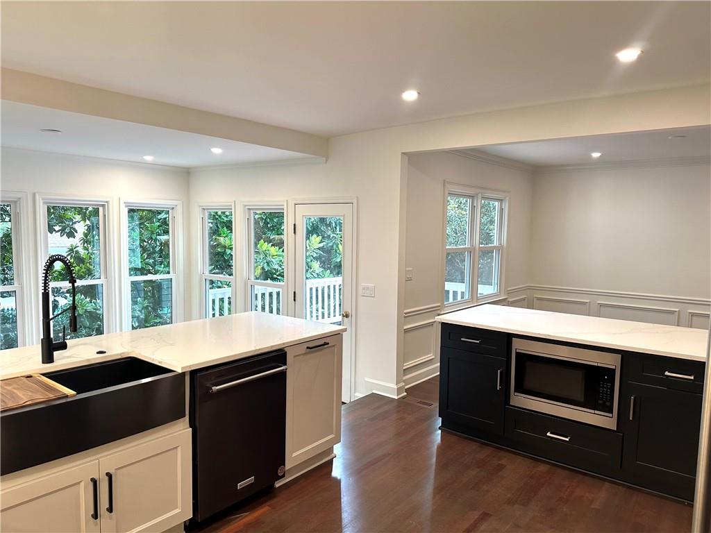 4499 Dobbs Crossing