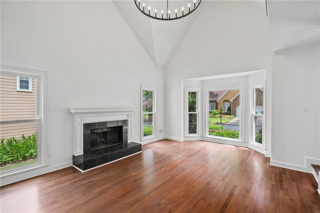 4499 Dobbs Crossing