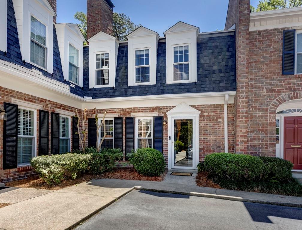 6 Market Square Place NW