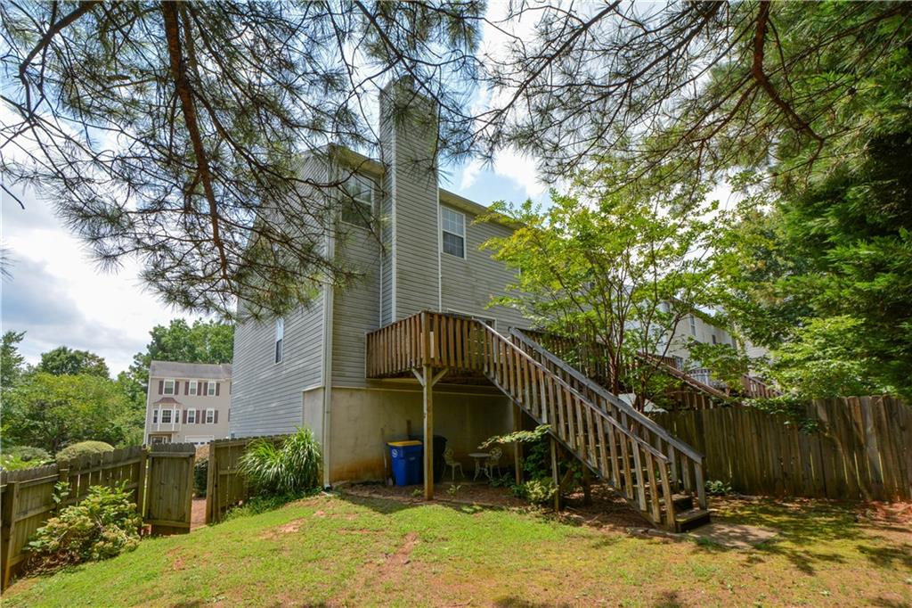 4472 Thorngate Lane
