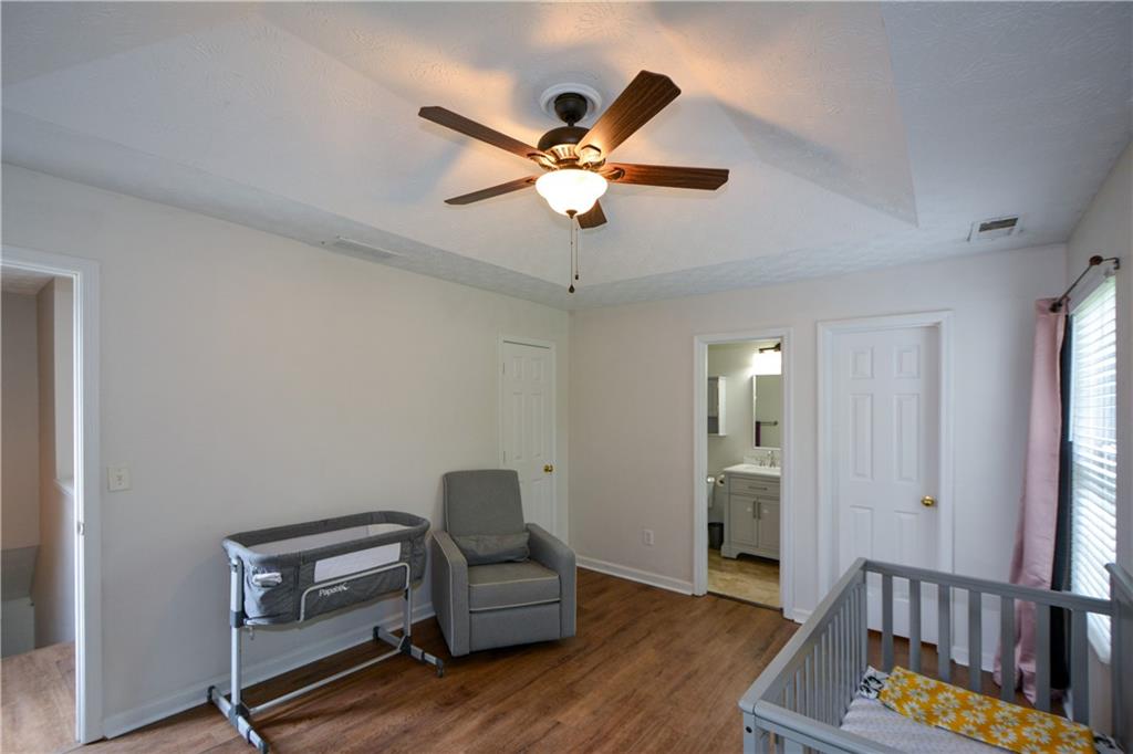 4472 Thorngate Lane