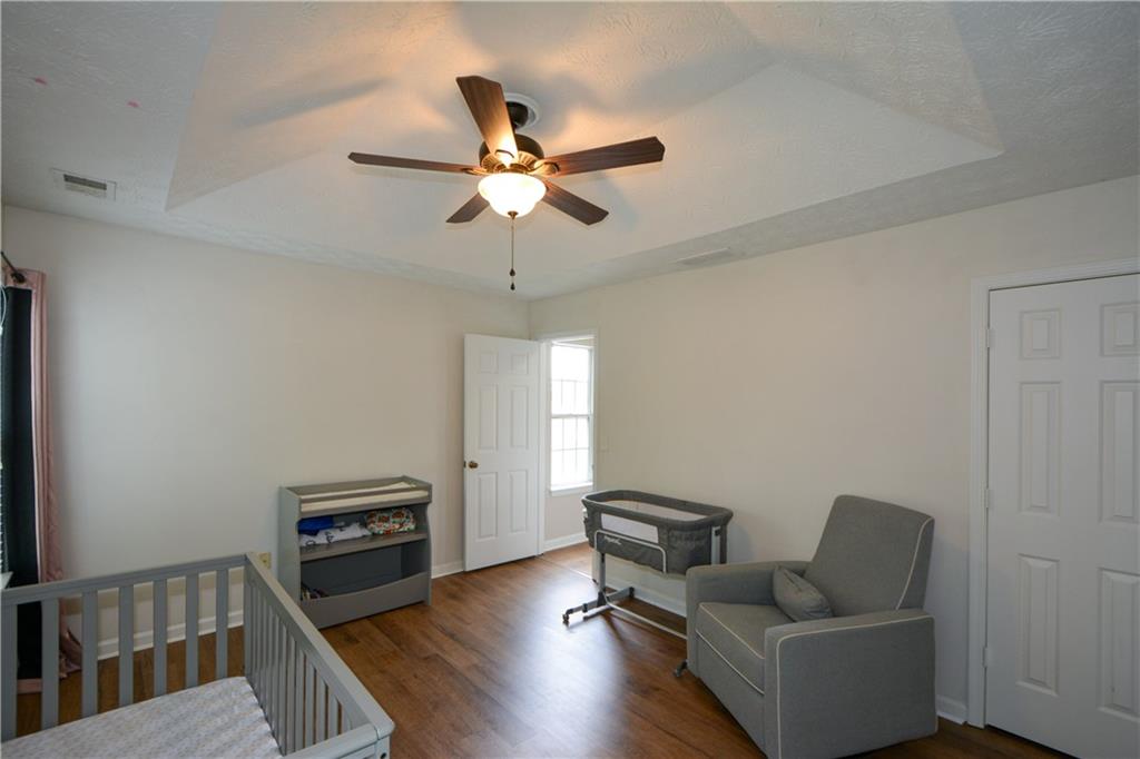 4472 Thorngate Lane