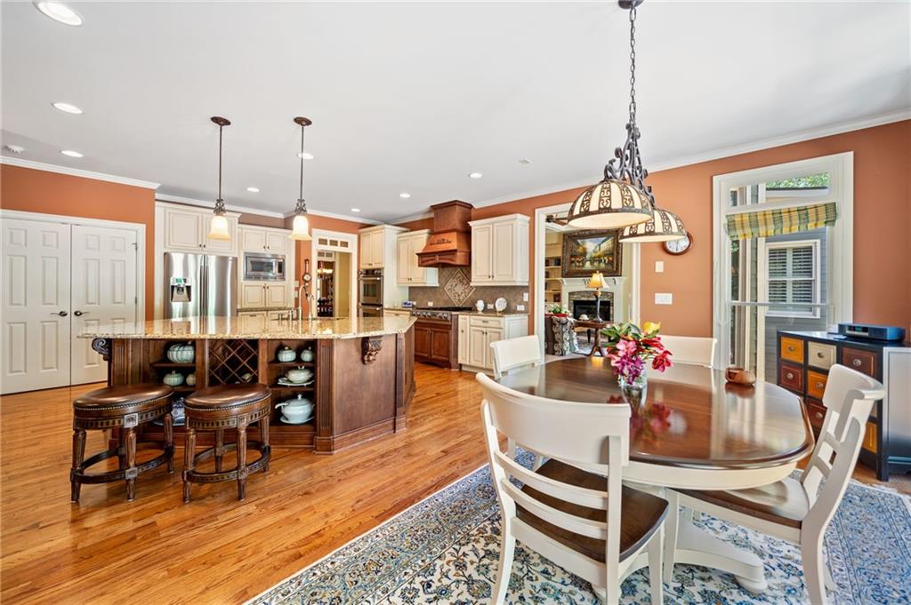 3433 Hickory Woods Trail