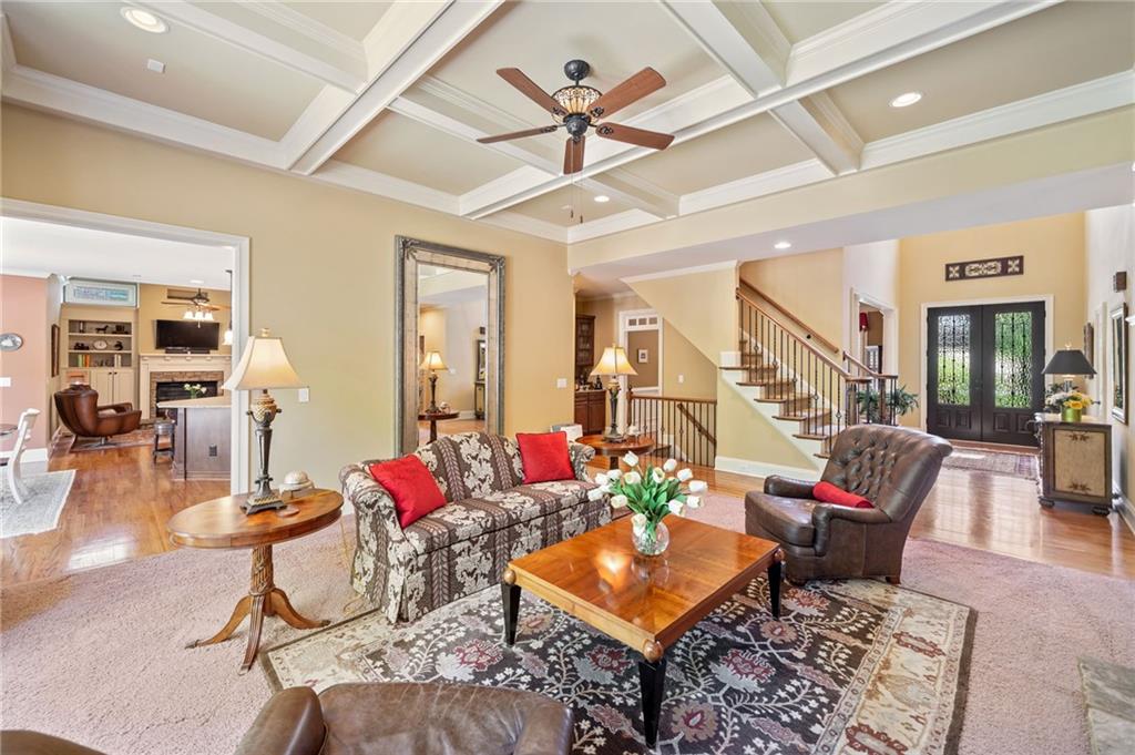 3433 Hickory Woods Trail