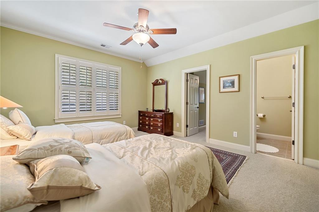 3433 Hickory Woods Trail