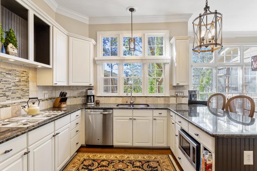 1071 Hedge Rose Court NE